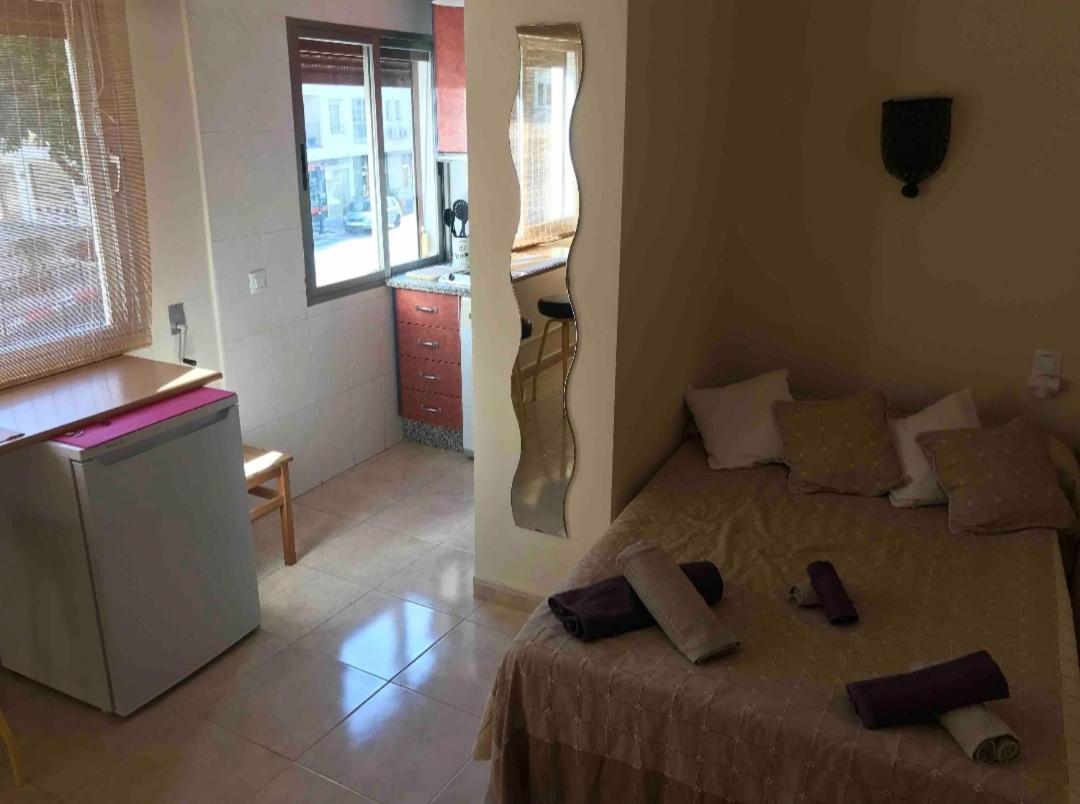 אסטפונה Apartamentos Real 81 מראה חיצוני תמונה