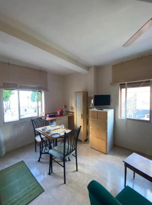 אסטפונה Apartamentos Real 81 מראה חיצוני תמונה